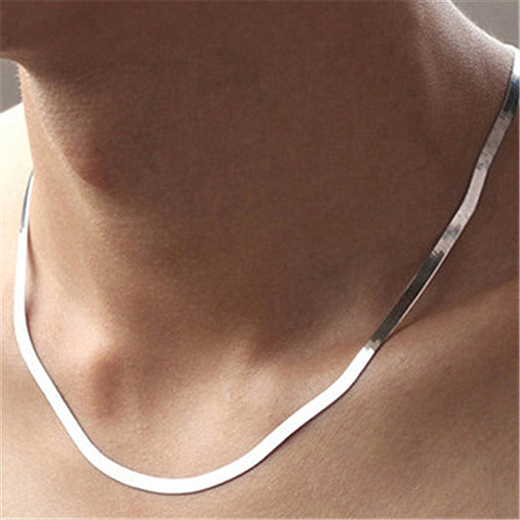 Temperament silver short clavicle blade flat snake bone chain