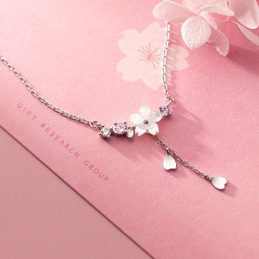 S925 Silver Korean Light Luxury Shell Flower with Love Flower Tassel Diamond Clavicle Chain