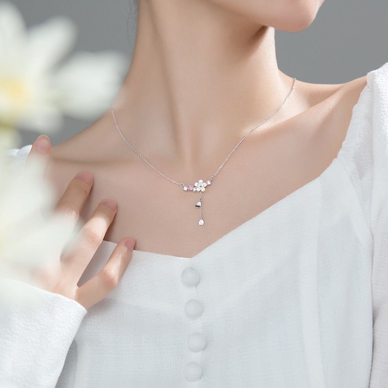 S925 Silver Korean Light Luxury Shell Flower with Love Flower Tassel Diamond Clavicle Chain