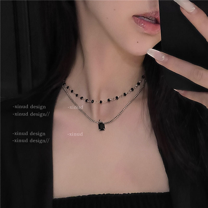 High-end Luxury Double-layer black diamond-studded necklace